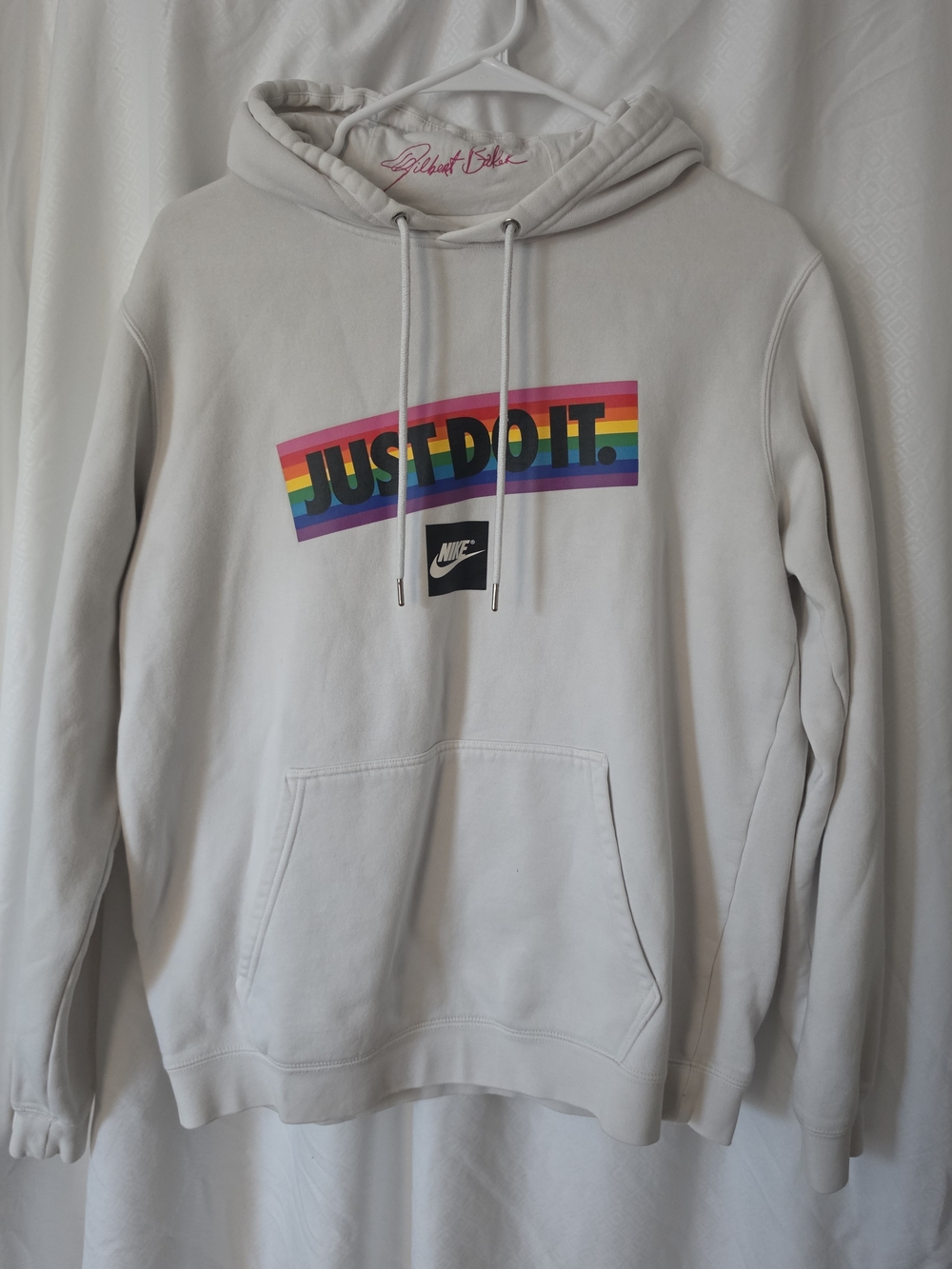 Nike Men’s Cream Hoodie with Rainbow "Just Do It" Graphic